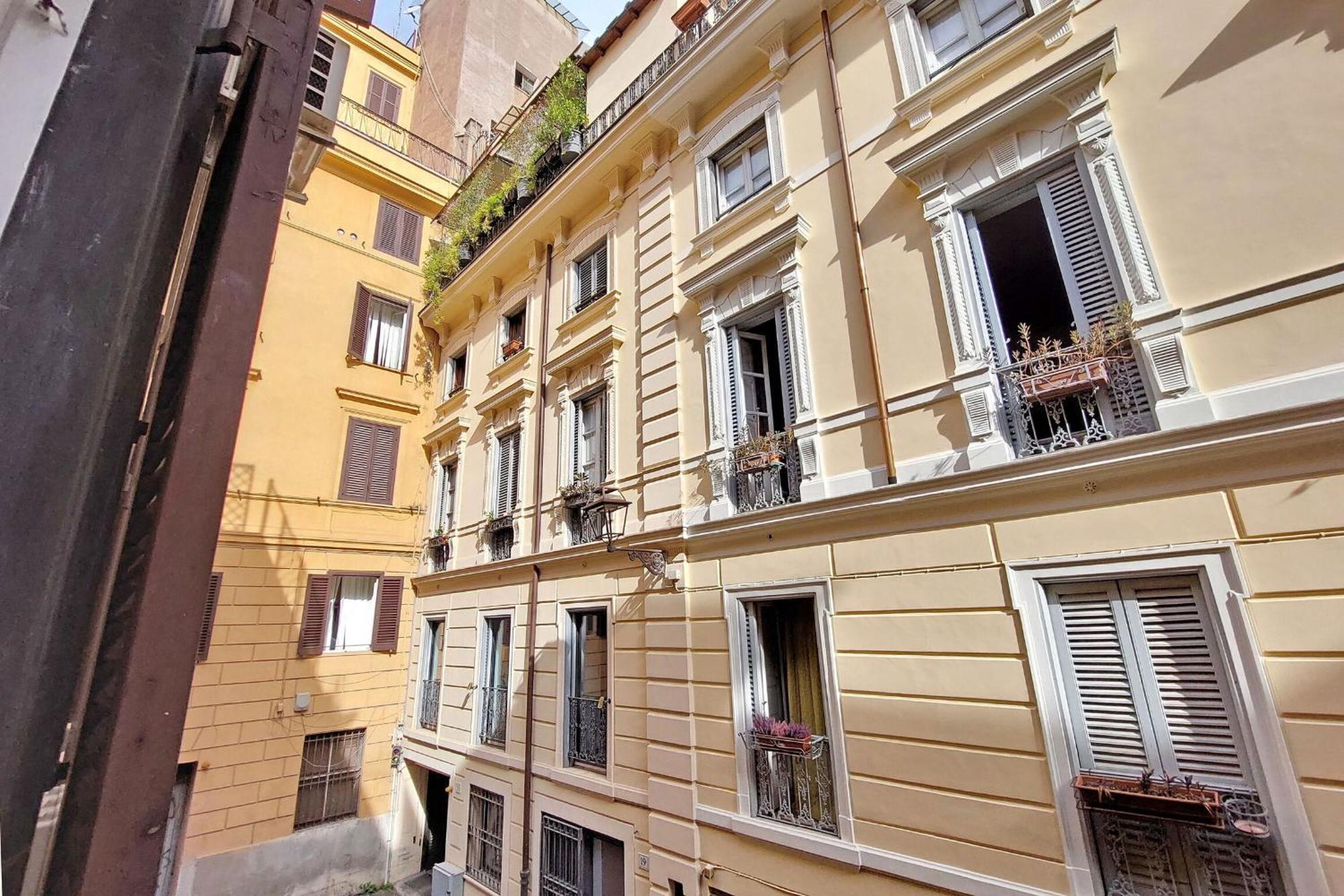 Apartamento Caprareccia In Monti By Halldis Roma